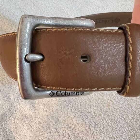 Columbia Mens Brown Dress Belt 36 Leather Adjustable Buckle Casual Classic - Picture 3 of 13